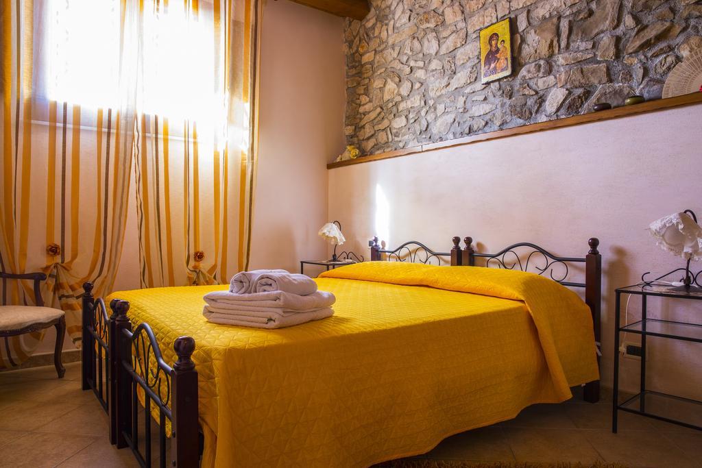 Casa Vacanze Caccamo Santa Lucia Luaran gambar