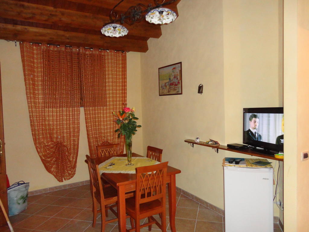 Casa Vacanze Caccamo Santa Lucia Bilik gambar