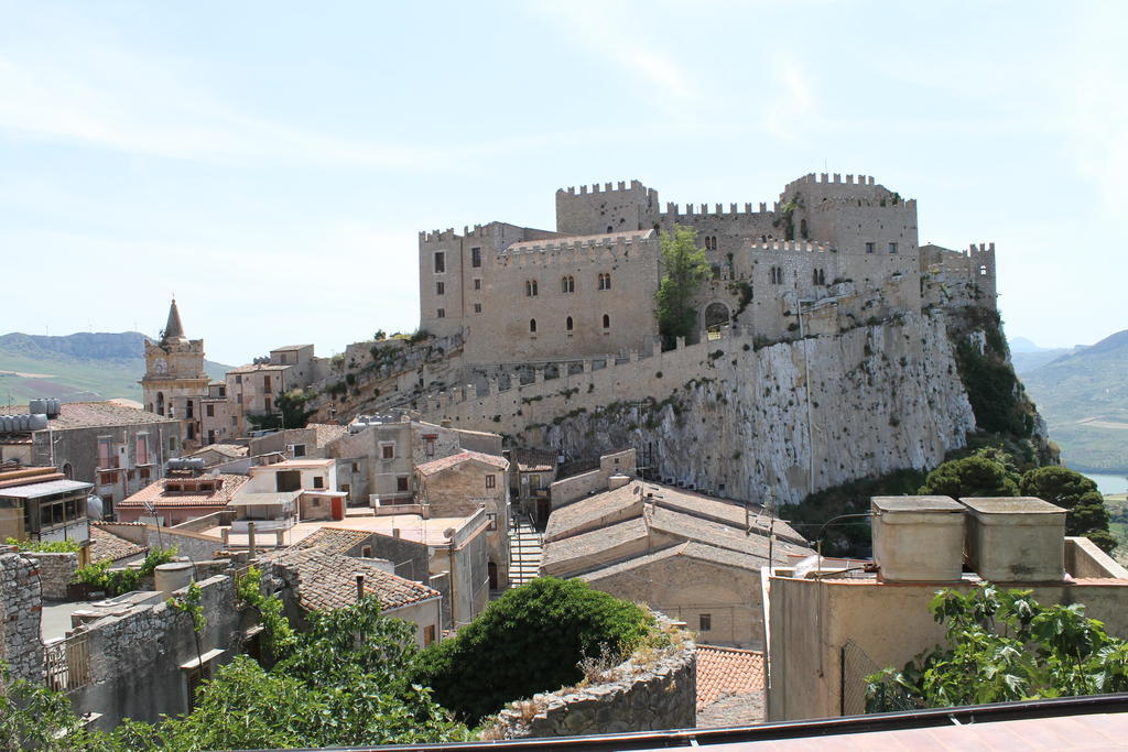 Casa Vacanze Caccamo Santa Lucia Villa Bilik gambar