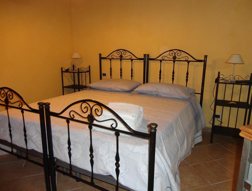 Casa Vacanze Caccamo Santa Lucia Bilik gambar
